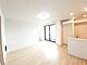 リビング...