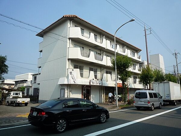 白井マンション ｜大阪府茨木市大住町(賃貸マンション2DK・3階・44.20㎡)の写真 その1