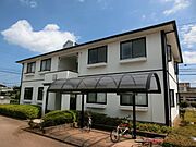 落ち着いた立地にある物件です。