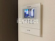 モニタ付きのインターホンで来客対応も安心★