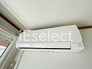 嬉しいエアコン付き★