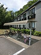 敷地内駐輪場です