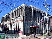 三菱東京ＵＦＪ銀行 320m