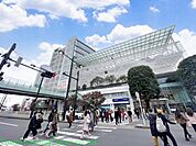 玉川高島屋S・C 徒歩10分。 780m