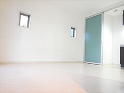 プラチナム本町 2階ワンルームのリビング/ダイニング