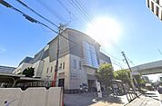 役所「大阪市旭区役所まで1200m」