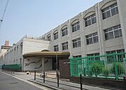 小学校「大阪市立大宮小学校まで472m」