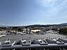 その他：【住戸からの眺望写真】前面には高い建物がなく、晴れた日には開放的な眺望が広がります。