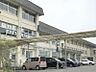 周辺：斑鳩町立斑鳩中学校（930m）