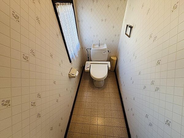 トイレを拡大表示