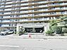 外観：植栽があり上品な外観です。