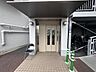 その他：エントランスの近くに駐車場と直結したエレベーターがあり、荷物が多い日にも便利です。