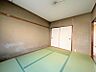 その他：和室は収納があり、多様な使い方が可能です。畳の温もりを感じながら、ご自身の好みで空間を演出できます。
