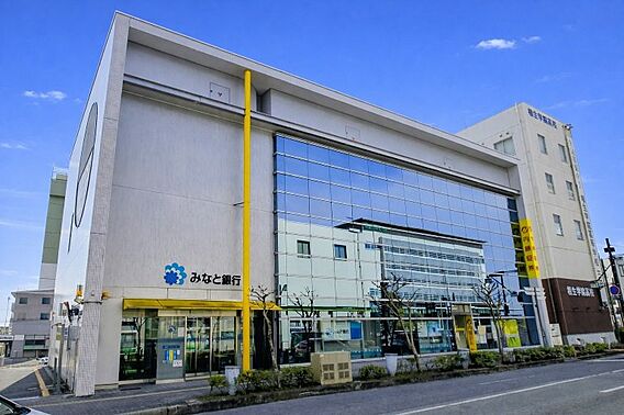 みなと銀行三田...