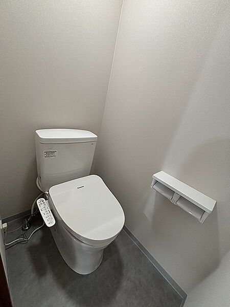 トイレを拡大表示