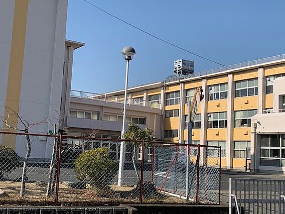 弥富市立弥生小...