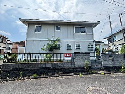 外観：シンプルだからこそ長く愛せる外観です。