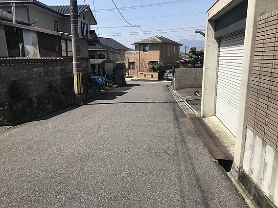 前面道路南側