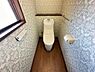トイレ：2階トイレです！下の階に降りなくても良いので便利ですね！