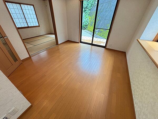 リビング/ダイニングを拡大表示