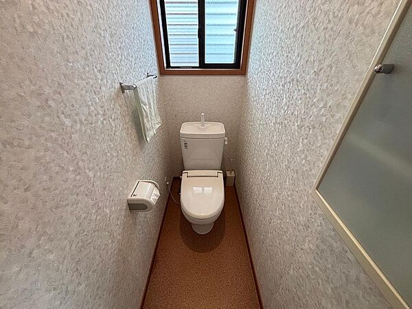 トイレを拡大表示
