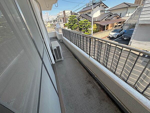 バルコニーを拡大表示