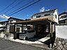 外観：4LDKの収納充実間取り！