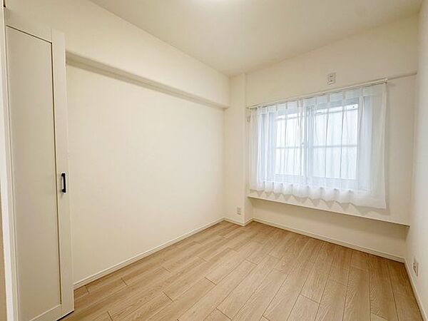 寝室を拡大表示