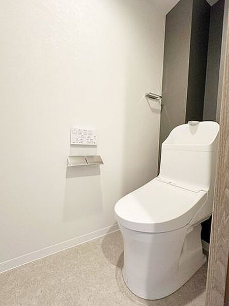 トイレを拡大表示