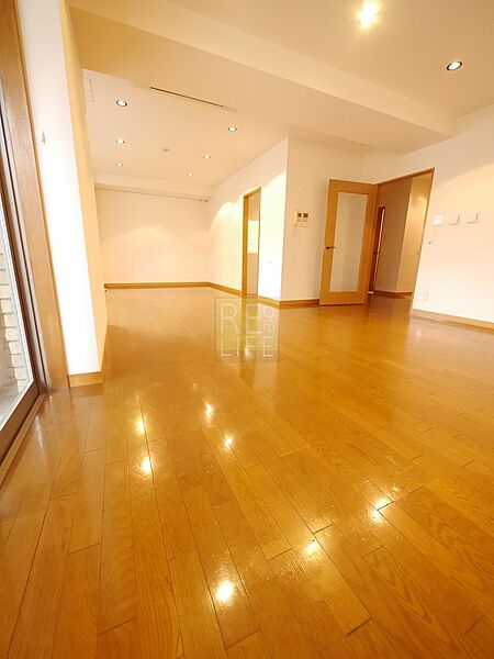 apartment 東京都千代田区三番町24-2
地図を見る
