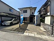 【リフォーム中写真　5/11撮影】玄関前アプローチです。並列3台駐車可能にリフォームしていきます。