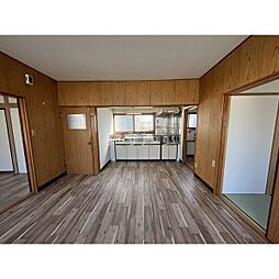 札幌市営南北線 真駒内駅 バス20分 じょうてつバス南沢3条4丁目下車 徒歩4分の賃貸アパート 1階2LDKのリビング/ダイニング