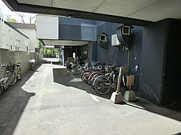 21 / 24