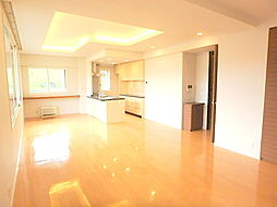 桂和レジデンス円山桜（旧：サムティ円山桜） 201 2階3LDKのリビング/ダイニング