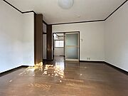 ※写真は別号室です