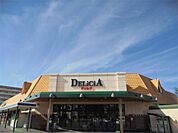 デリシア 石芝店（569m）