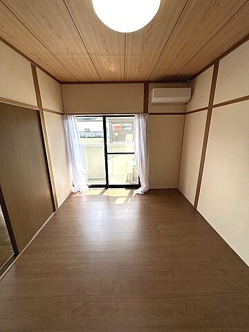 寝室