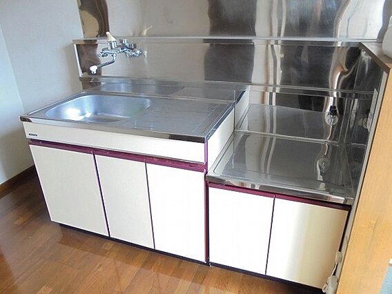 レピュート_内装_5