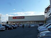 デリシア 三輪店（811m）