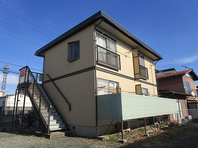 2 / 4
