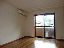 サニーレイク 2階1Kのリビング/ダイニング