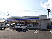 ローソン 戸倉内川店（434m）