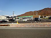 ファミリーマート 千曲中央店（744m）