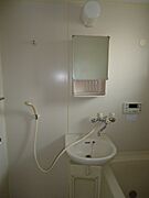 別部屋参考写真です。内装・設備が異なる場合があります。