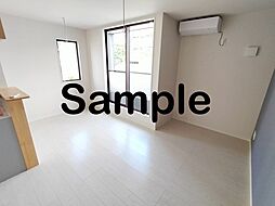 La  tour  net. huit 203 2階2LDKのリビング/ダイニング