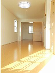 セレノ 101 1階1LDKのリビング/ダイニング