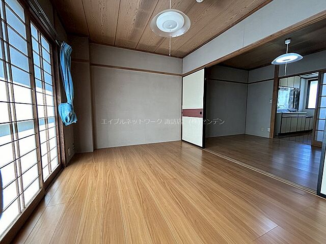 寝室