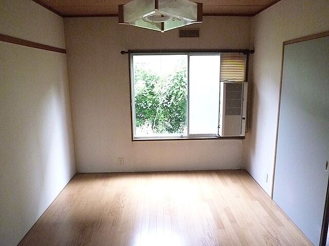 寝室