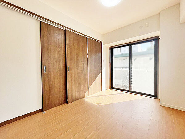 寝室を拡大表示