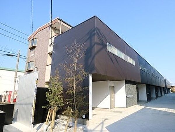 GARAGE　HOUSE　La　Dice I｜福岡県久留米市東合川町(賃貸タウンハウス1LDK・--・43.22㎡)の写真 その1